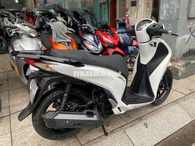 Honda SH 150 2015 Trắng Đã sử dụng