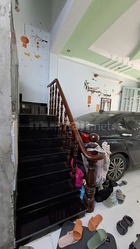 Nhà 1 trệt 2 lầu 2 mặt tiền 6m và 3.5m hẻm xe hơi vào nhà