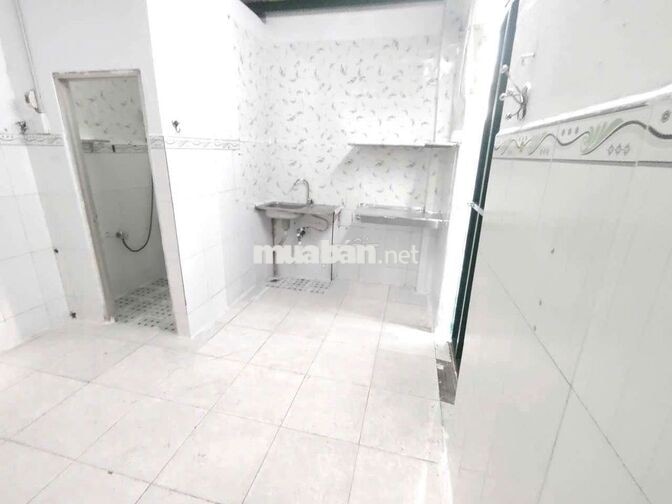 Nhà trọ mới, rộng, giờ giấc tự do, gần vòng xoay an lạc, võ văn kiệt