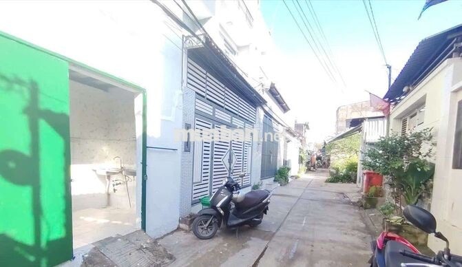 Nhà trọ mới, rộng, giờ giấc tự do, gần vòng xoay an lạc, võ văn kiệt