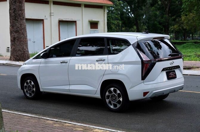 Hyundai Stargazer Đặc Biệt 2022 Trắng