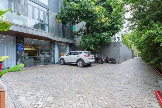 Bán toà VP Q1, MT Nguyễn Văn Thủ, 8 tầng, DT sàn 3325m2, HĐT 770tr/th