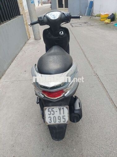 SYM Attila Bạc Xe tay ga