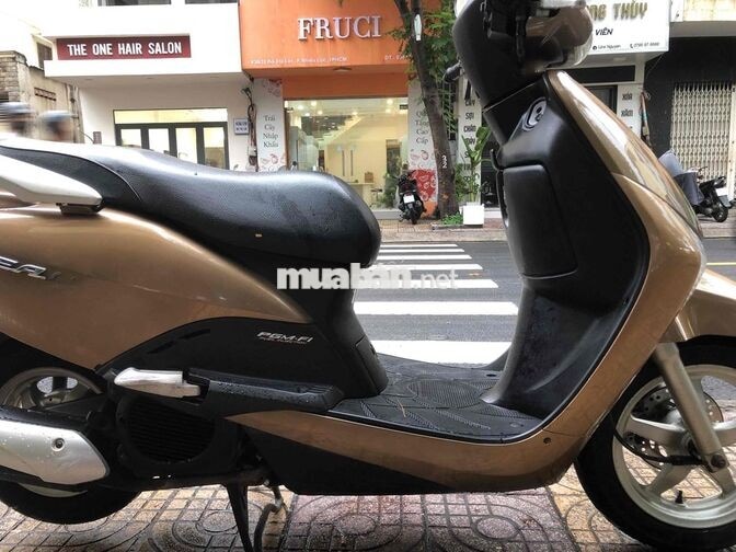 Honda Lead 2011 Vàng đồng