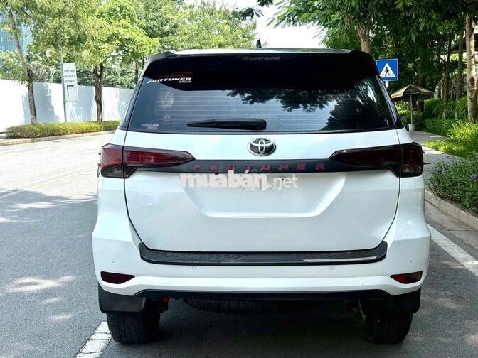 Toyota Fortuner 2022 AT full dầu 7 chỗ cực đẹp