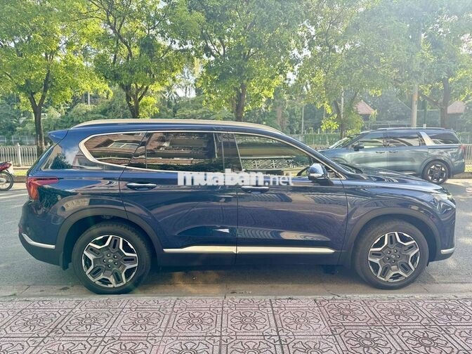 Hyundai Santa Fe Premium 2.2D 2023 Xanh 34k km
