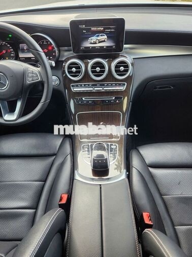 Bán GLC200 2019 Trắng đen nguyên zin có bảo hành