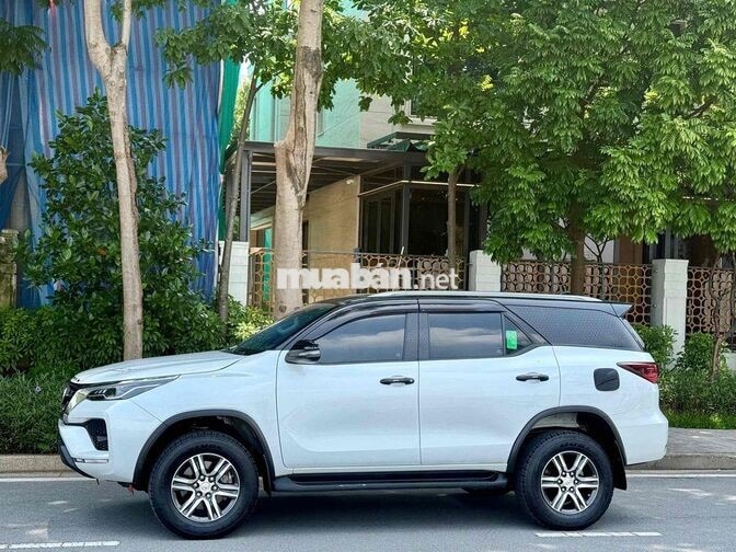 Toyota Fortuner 2022 AT full dầu 7 chỗ cực đẹp