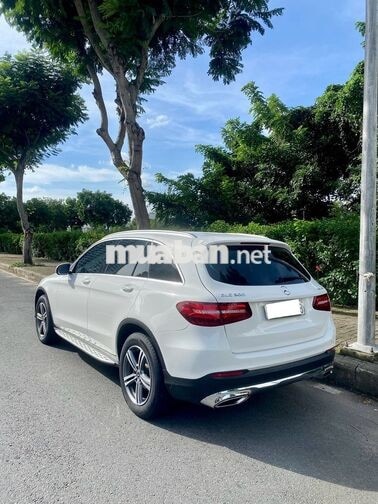 Bán GLC200 2019 Trắng đen nguyên zin có bảo hành
