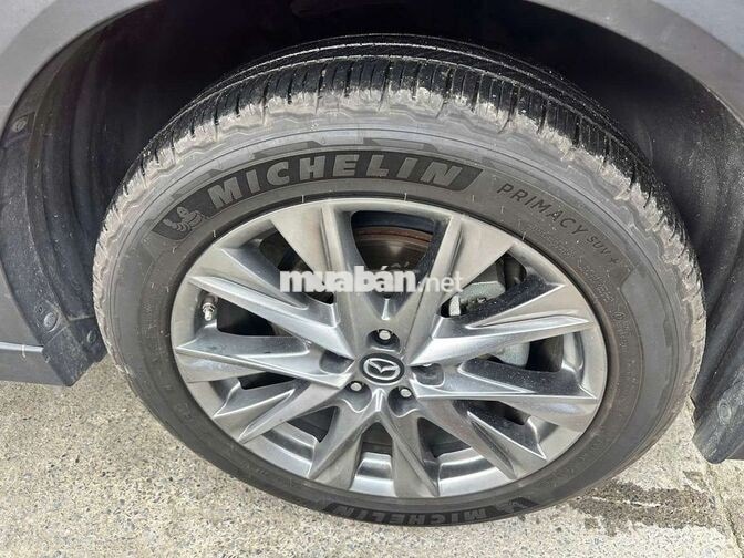 Mazda CX8 2019 Premium 2.5L,1 cầu,màu đỏ,5v8km
