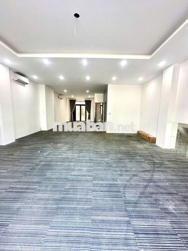 Cho thuê tầng trệt và lầu 1  phù hợp vừa ở làm văn phòng công ty