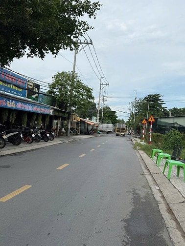 Bán 3 lô 5*26m mặt tiền kinh doanh Nguyễn Thị Đành. Xts Hocmon