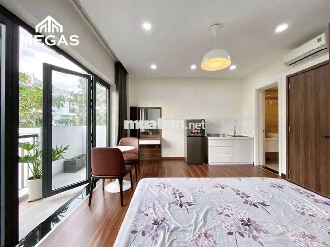 Căn Hộ Bancol_Ánh Sáng Tự Nhiên_Thoáng Mát_Ngay Thành Thái Q10