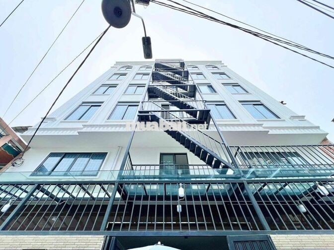 CHO THUÊ PHÒNG XINH THANG MÁY NGAY CẦU CHỮ Y Q5
