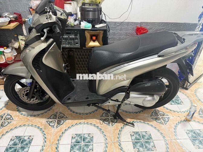 Honda SH Vàng cát Xe tay ga