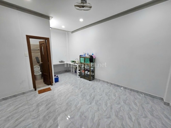 Nhà Riêng 1/ Phan Đình Phùng giá 14 trệu/th 2PN-Săn Nội Thất-93m2