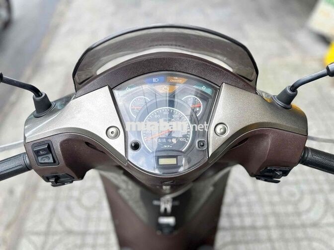 Honda SH 125 mẫu Ý Nâu