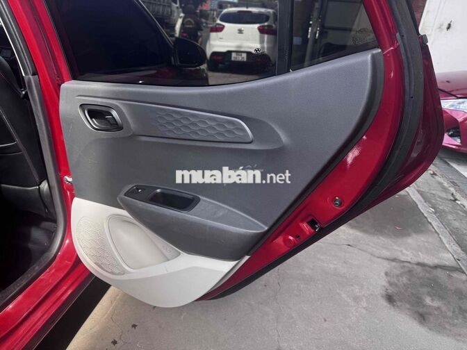 Hyundai Grand i10 1.2 Đỏ 28227 km