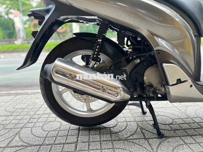 Honda SH 125 mẫu Ý Nâu