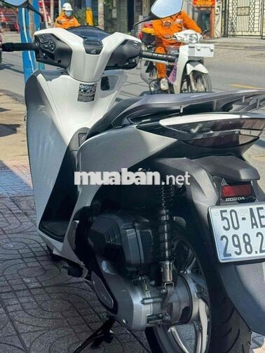 Honda SHVN 125 2021 Trắng Tự động 1343 km