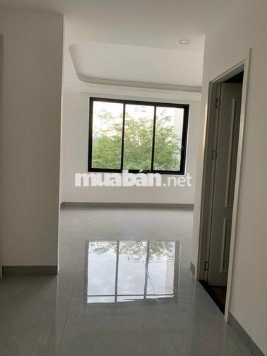 Cho thuê nhà 5 tầng MT Nguyễn Văn Qúa 5x30m giá 28tr/tháng