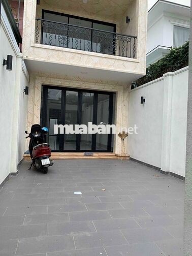 Cho thuê nhà 5 tầng MT Nguyễn Văn Qúa 5x30m giá 28tr/tháng