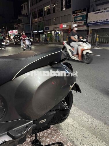 Piaggio Vespa Lambo 2023 Xám