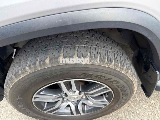 Toyota Fortuner 2022 2.4L