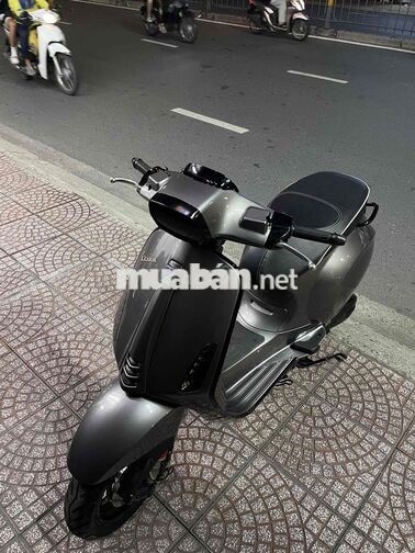 Piaggio Vespa Lambo 2023 Xám