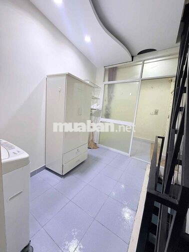 CHO THUÊ nhà NGUYÊN CĂN QUẬN 3 ✅ 2PN bancon, 3Tollet + sân thượng