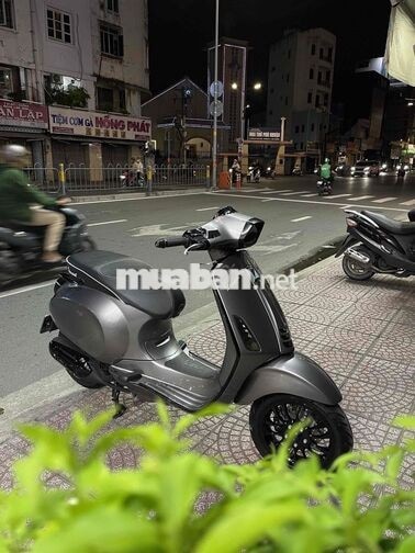 Piaggio Vespa Lambo 2023 Xám