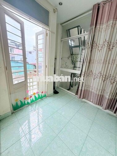 CHO THUÊ nhà NGUYÊN CĂN QUẬN 3 ✅ 2PN bancon, 3Tollet + sân thượng