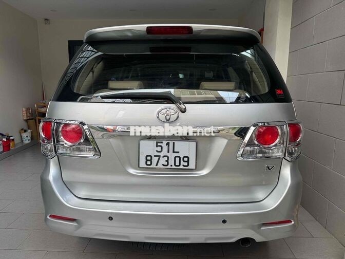 Toyota Fortuner 2.7V 2012 Xăng Tự động Bạc