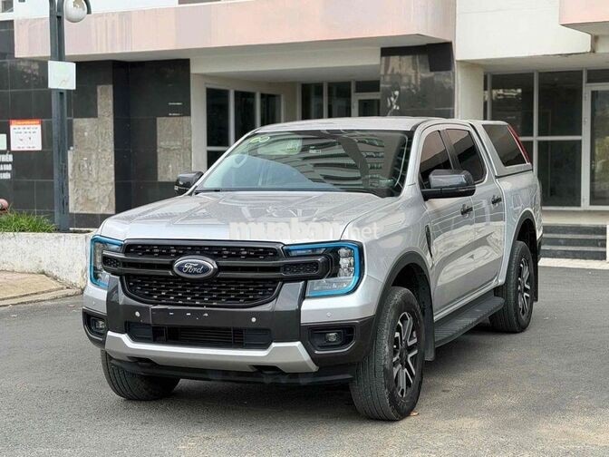 Ford Ranger Sport 2.0 Tự động 2023 Bạc