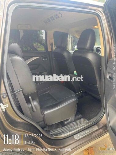 Mitsubishi Xpander 7 chỗ màu Nâu