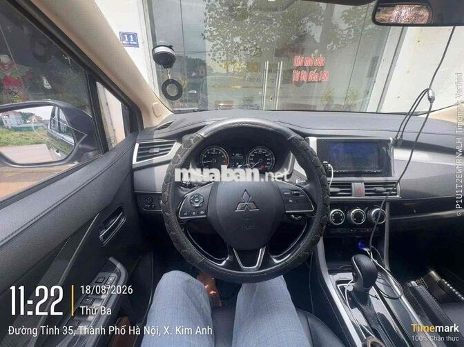 Mitsubishi Xpander 7 chỗ màu Nâu