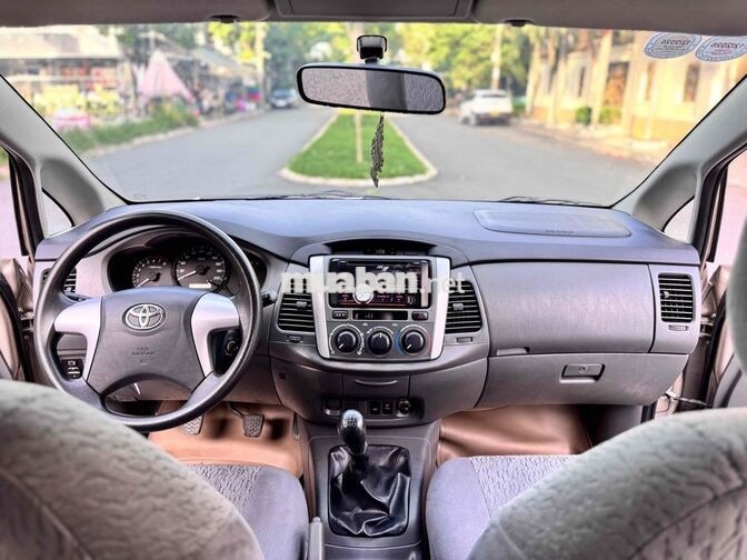 Toyota Innova 2013 - số sàn