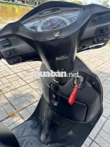 Honda Lead Fi 2010