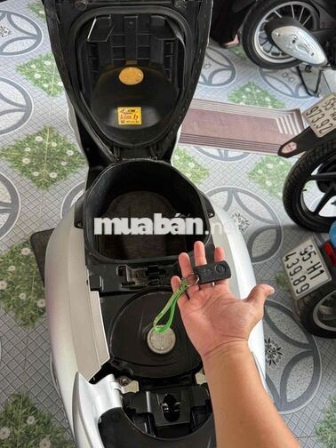 Yamaha Janus 125 Fi Bạc Khóa thông minh