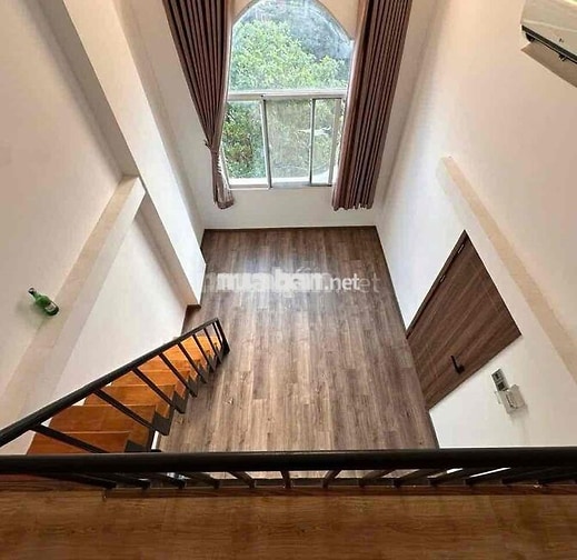 Cho thuê trọ cửa sổ trời 30m2 ngay Đh Nguyễn Tất Thành