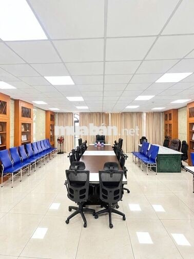 CHO THUÊ BUILDING 1.400M2 SỬ DỤNG MẶT TIỀN TRẦN QUANG DIỆU QUẬN 3