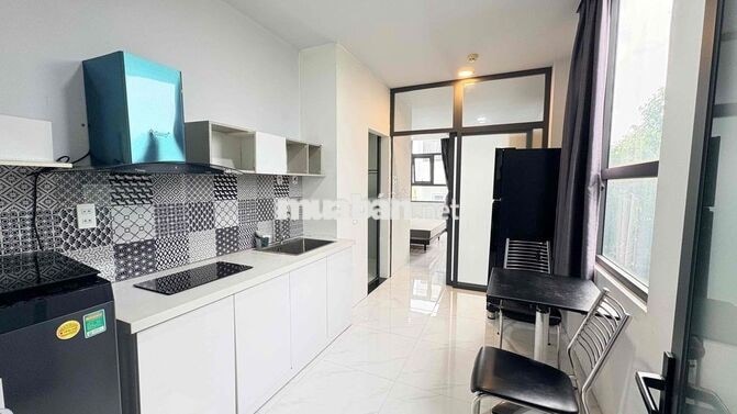 CHO THUÊ CĂN HỘ 1PN BALCONY 40m2 VIEW BỜ KÈ HOÀNG SA CỰC CHILL