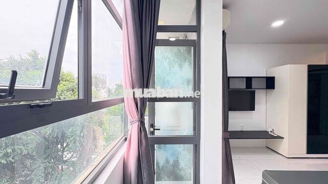 CHO THUÊ CĂN HỘ 1PN BALCONY 40m2 VIEW BỜ KÈ HOÀNG SA CỰC CHILL