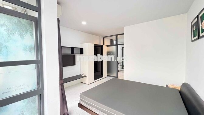 CHO THUÊ CĂN HỘ 1PN BALCONY 40m2 VIEW BỜ KÈ HOÀNG SA CỰC CHILL