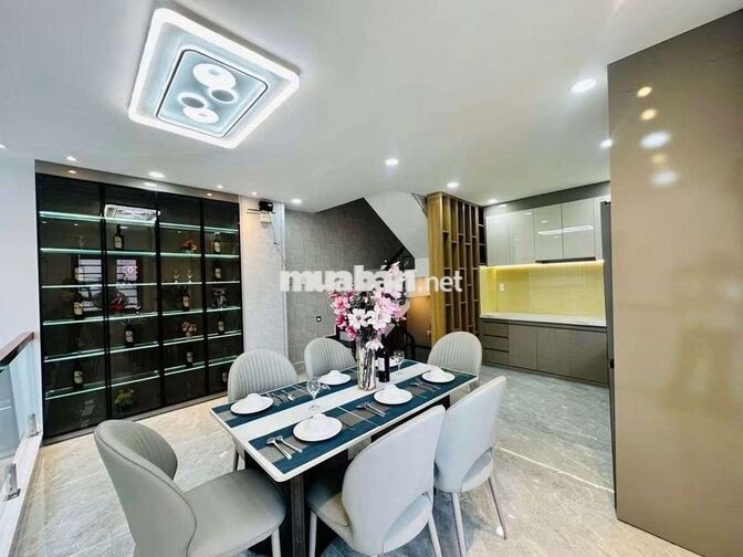 HẬU GIANG KẾ CHỢ BÌNH TÂY, QUẬN 5 TẶNG 45M2 3 TẦNG HẺM XE HƠI 5,5 TỶ