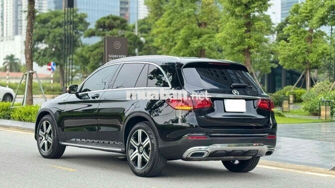 GLC 200 4matic 2020 Đen/Kem 6 vạn km siêu mới đep