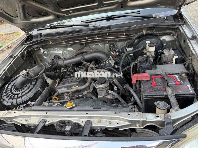 Toyota Fortuner 2010 Bạc Xăng Tự động 7 chỗ