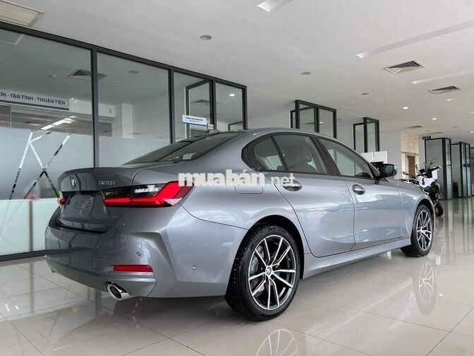 BMW 320i Sportline New 100% - 450tr nhận xe ngay!