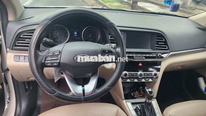 Hyundai Elantra 1.6 AT 2020 Trắng 50.000 km