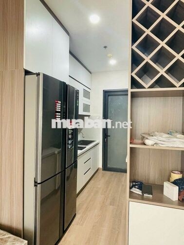 Căn 3pn góc view hồ bơi LM81 sang đẹp Chỉ 23tr ngay ĐBP